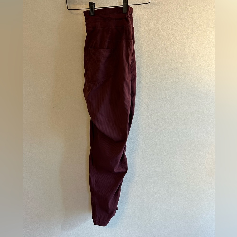 Lululemon pants
